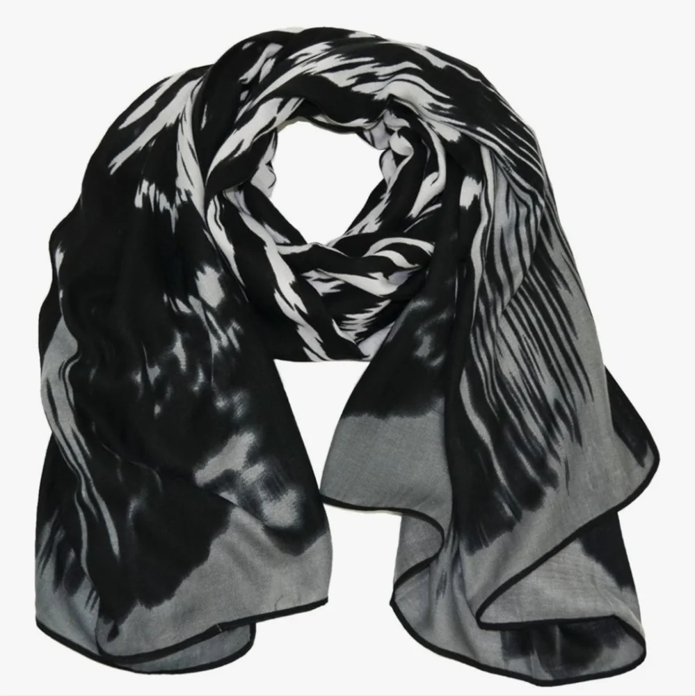 🖤 Black Gray Ombré Zebra Print Lightweight Wrap Scarf 30x72